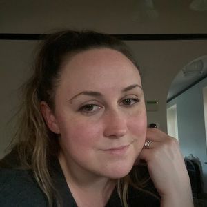 Meet your Posher, Alissa